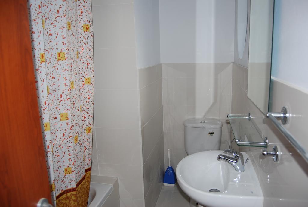 Alex Residence Larnaca Værelse billede